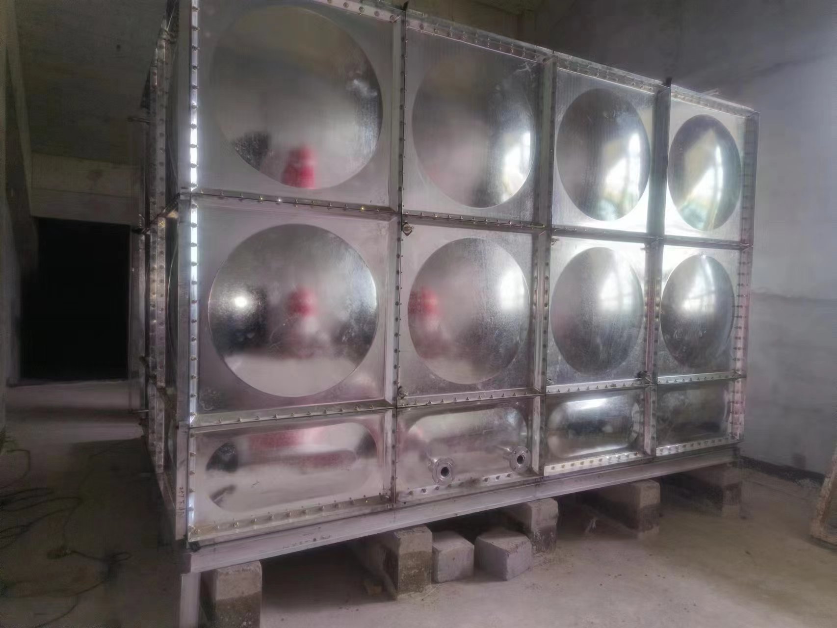 河北景县25立方镀锌钢板水箱