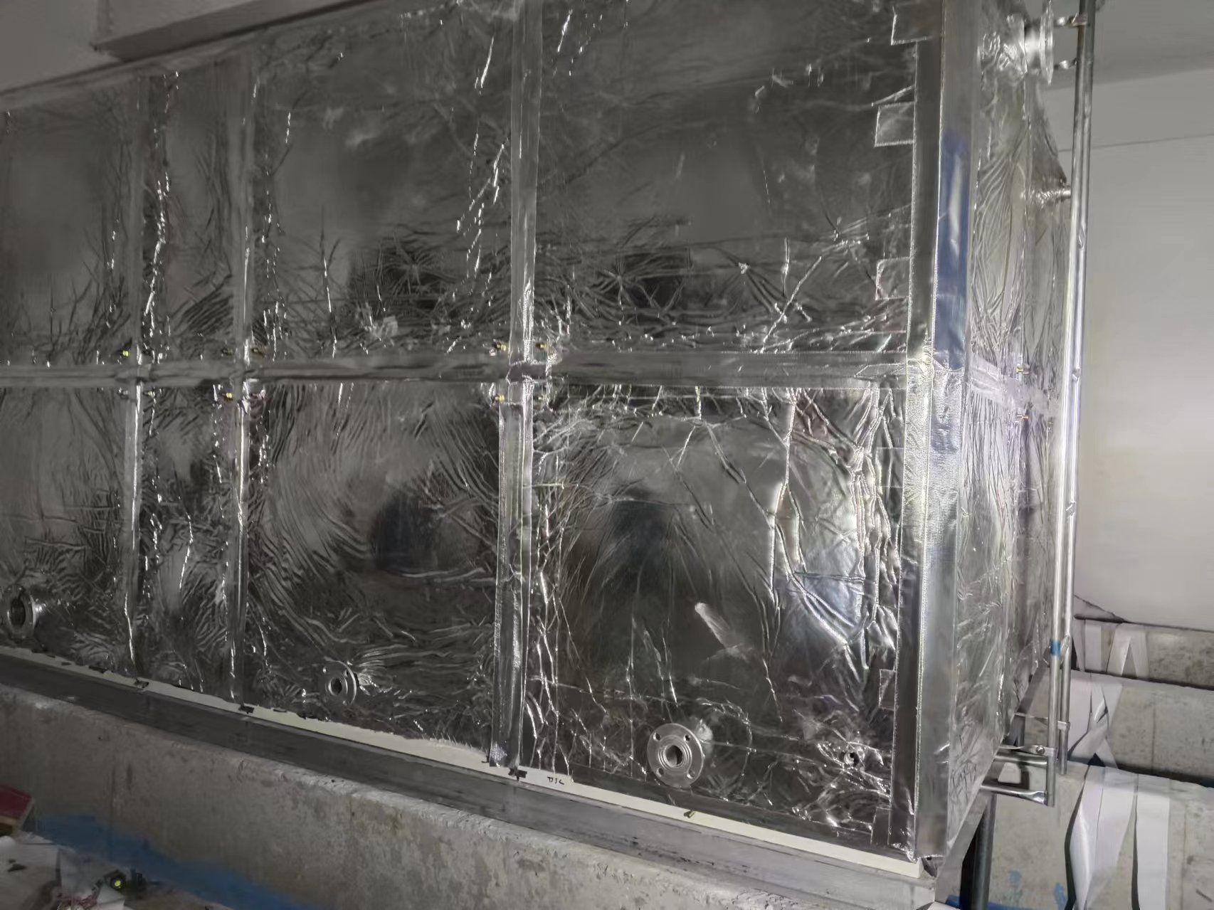 菏泽28立方玻璃钢保温水箱