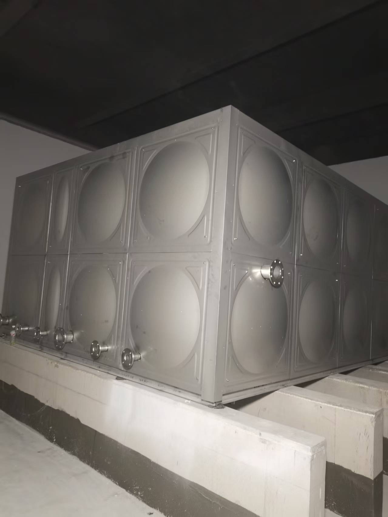 济阳28立方不锈钢保温水箱