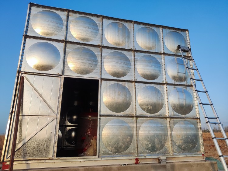 新疆500立方镀锌钢板箱泵一体水箱