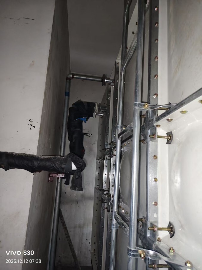 天津26立方玻璃钢水箱